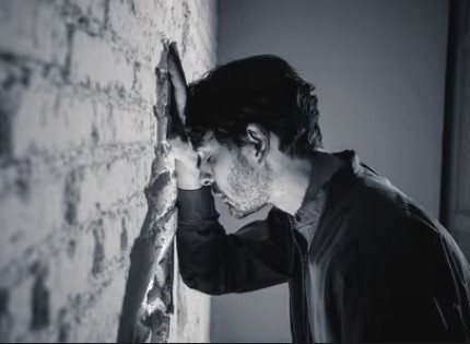 depresion tristeza - persona cansada sin animo